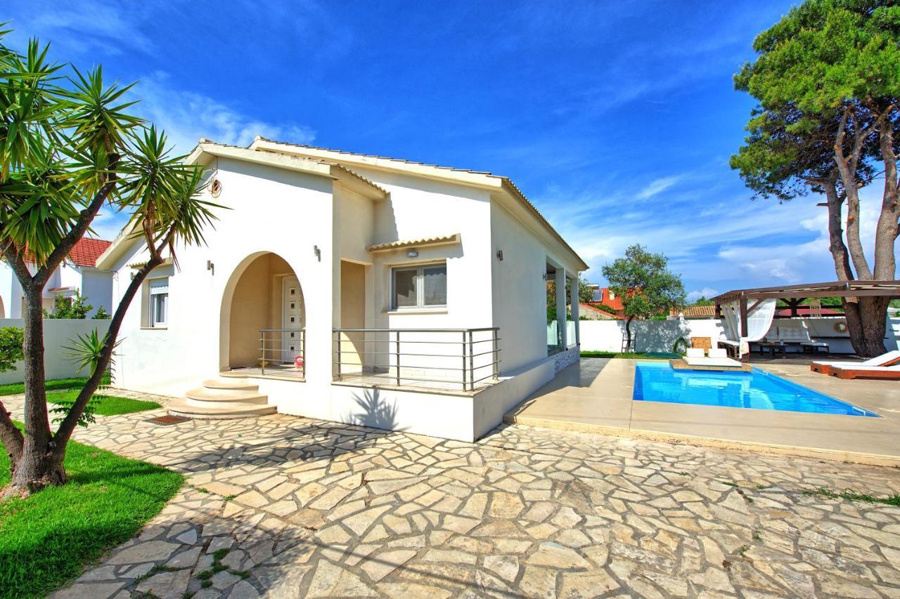 Beach Villa Christina Acharavi  Exterior foto