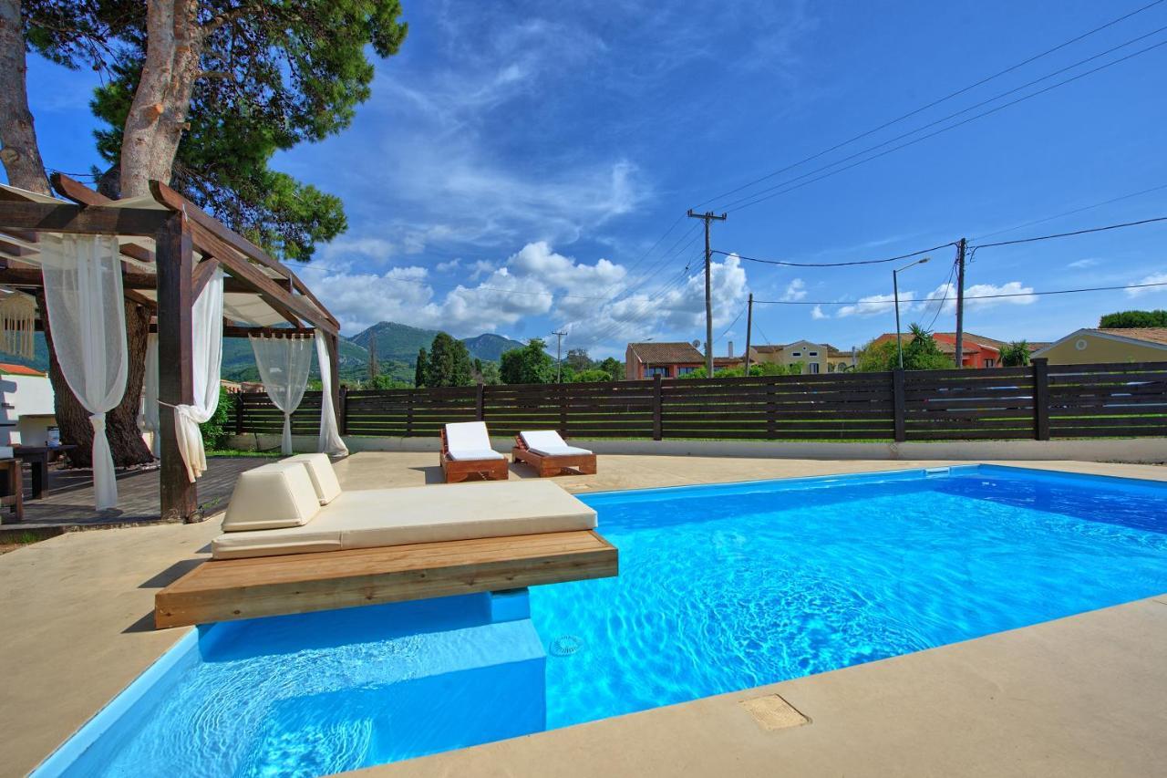 Beach Villa Christina Acharavi  Exterior foto